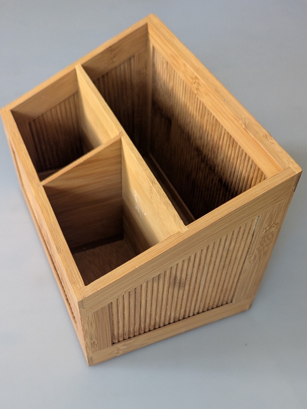 Pomerantz Bamboo Lattice Remote Control Organizer. 9.5" x 6" x 6.5"